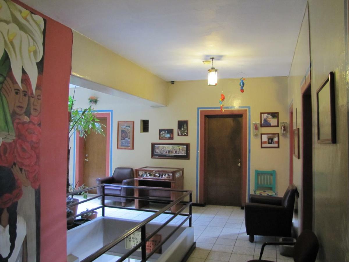 Hotel Janeiro Guadalajara Luaran gambar