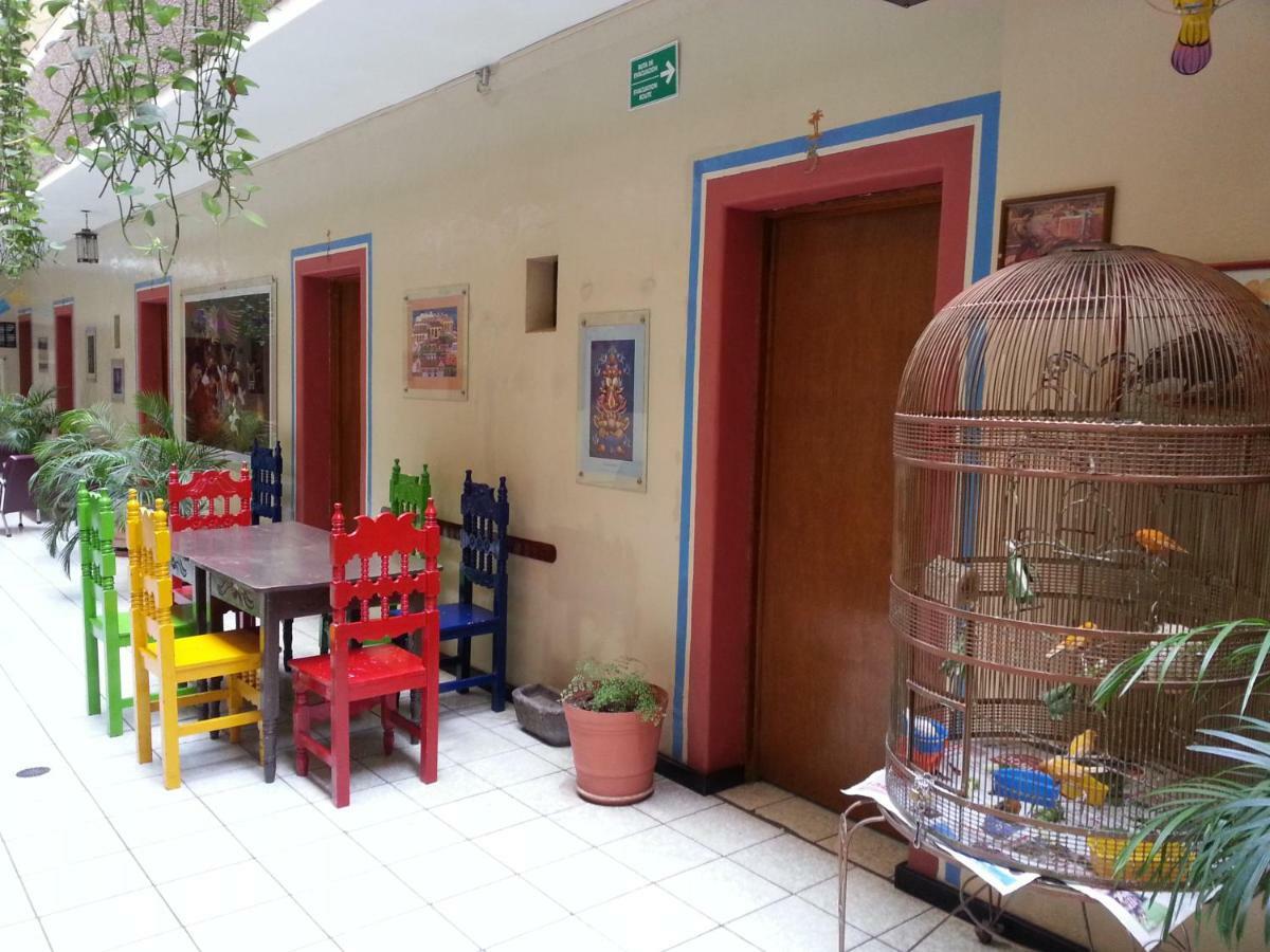 Hotel Janeiro Guadalajara Luaran gambar